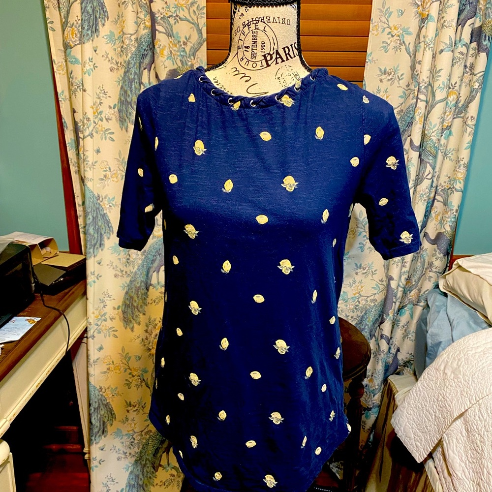 Chicos navy shirt